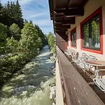 Appartement Riverside by HolidayFlats24